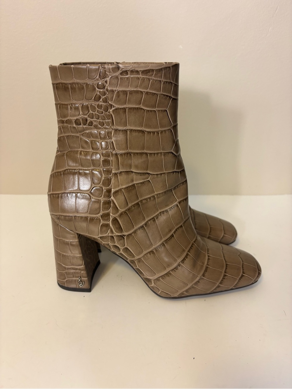 Sam Edelman Croc-Embossed Block Heel Mid Calf Booties - Taupe Women’s 8 - Picture 4 of 7
